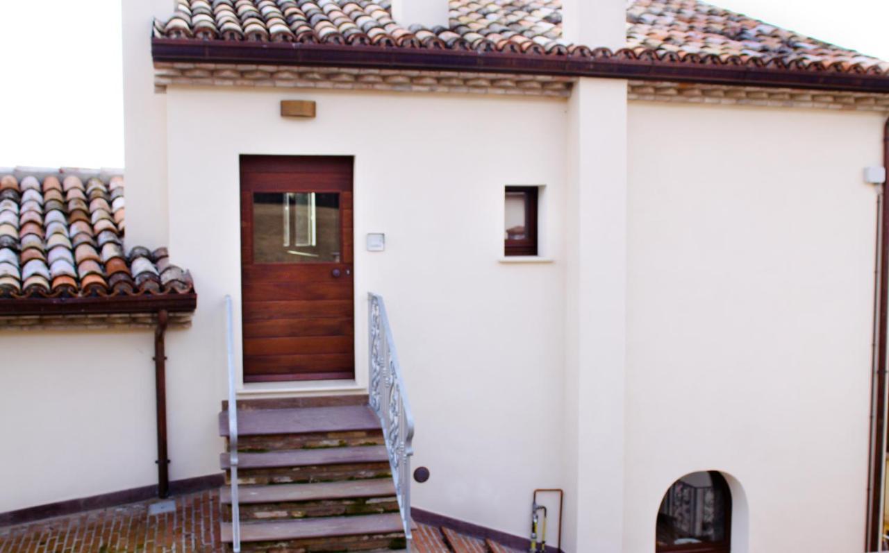 Serrungarina Agriturismo Pozzuolo מראה חיצוני תמונה
