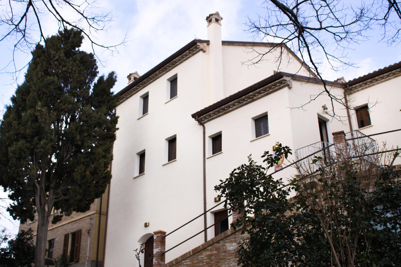 Serrungarina Agriturismo Pozzuolo מראה חיצוני תמונה